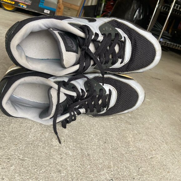 Men size -10.5 Nike Air Grey and Black shoes - Picture 8 of 8